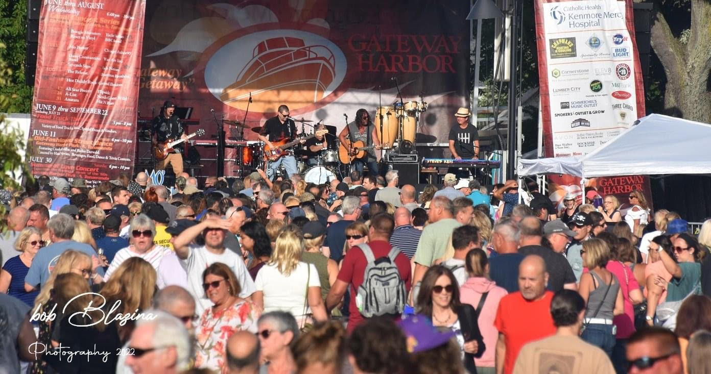 Mo' Porter band at Gateway Harbor